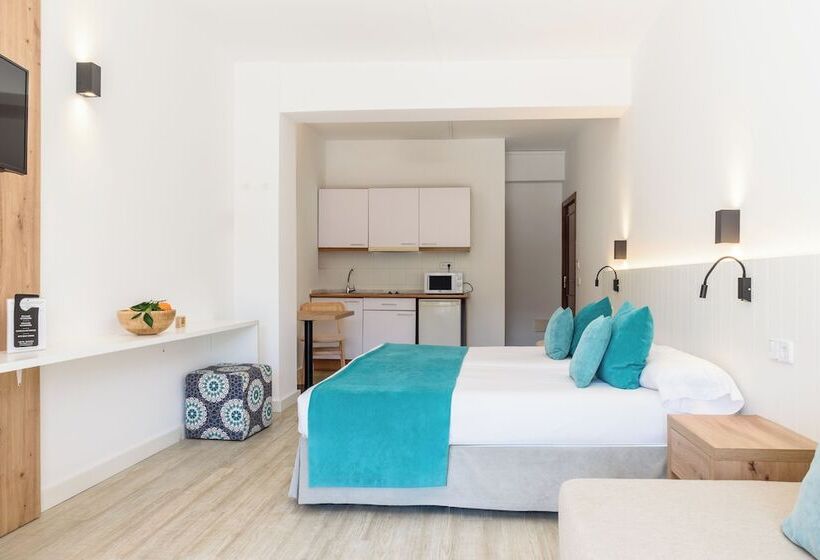 스튜디오 산전망, Marina