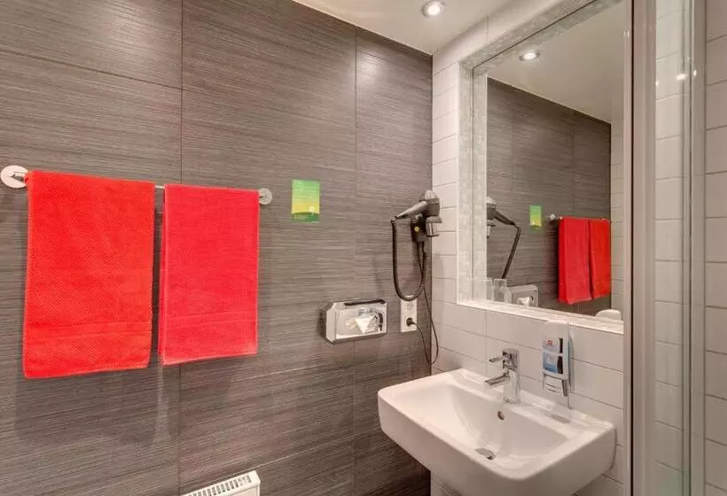 اتاق استاندارد, Meininger Hotel Berlin Hauptbahnhof