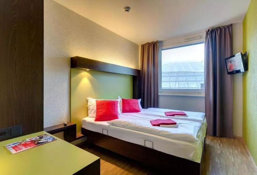 اتاق استاندارد, Meininger Hotel Berlin Hauptbahnhof