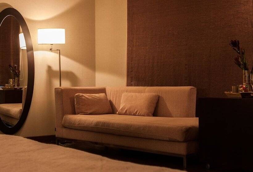 高级大房间, Pontes Do Eume