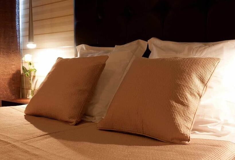 高级大房间, Pontes Do Eume