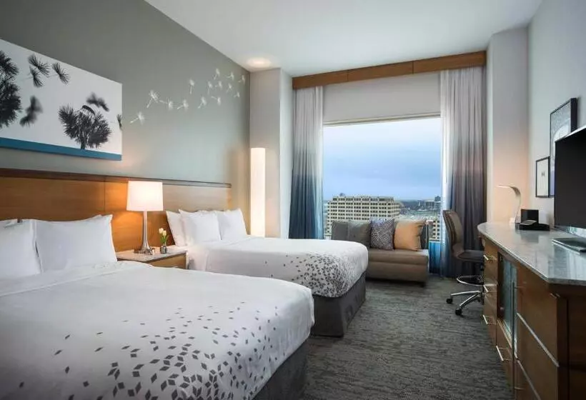 اتاق کلاب, Renaissance Schaumburg Convention Center