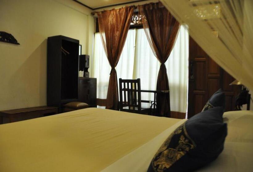 חדר סטנדרט, Ruean Thai