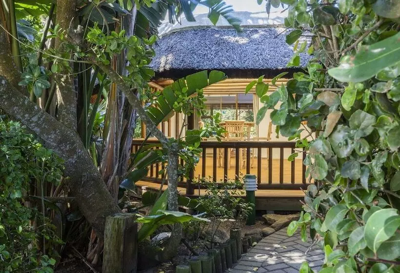 Perhehuone, Sandals Guest House