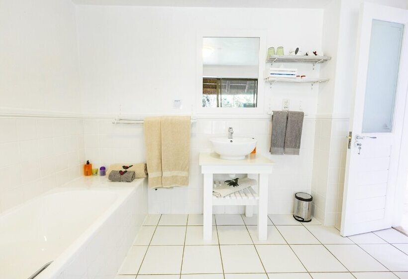 חדר משפחתי, Sandals Guest House