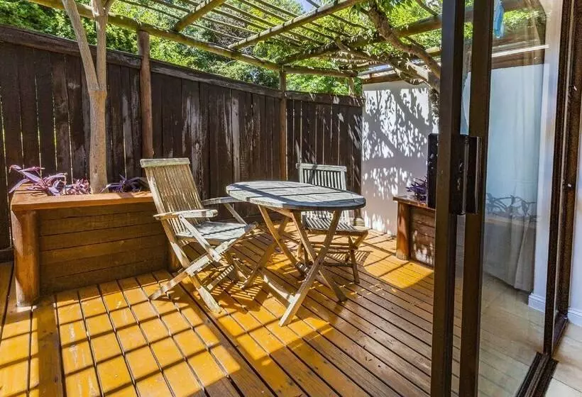 Standard-huone, Sandals Guest House