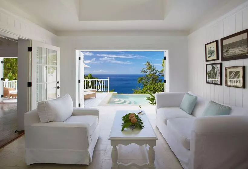 1-Bedroom Upper Villa