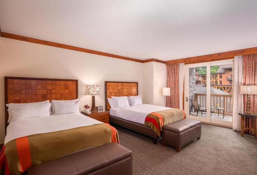 Люкс 2 Спальни, The Lodge At Spruce Peak, A Destination By Hyatt Residence
