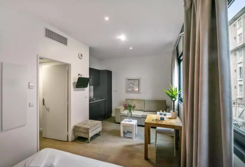 Superior-studio, Zenitude Hôtelrésidences Lorda