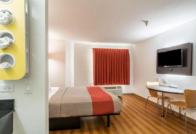 适合残疾人使用的标准间, Motel 6 Harvey, Il