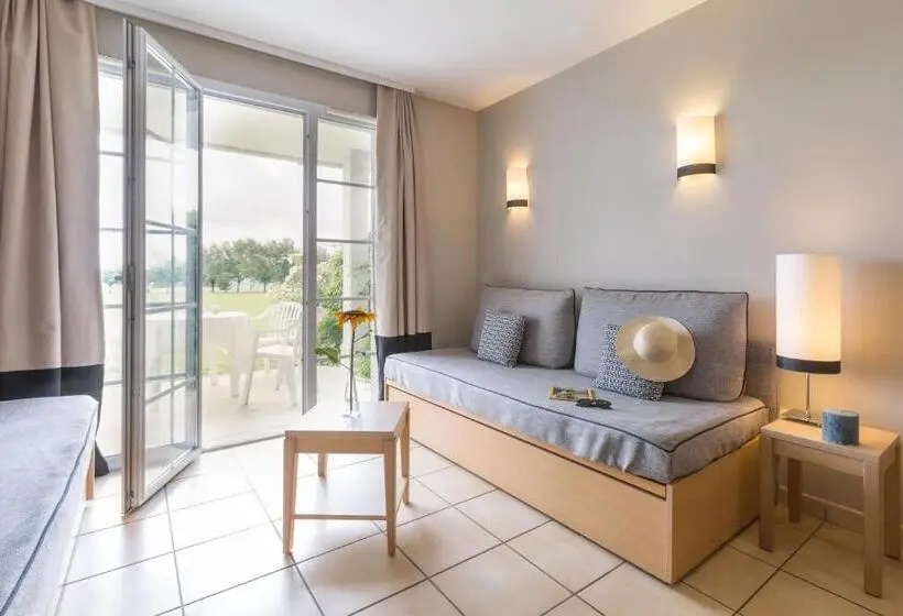 テラス付きスタンダードワンルーム, Residence Pierre & Vacances le Green Beach