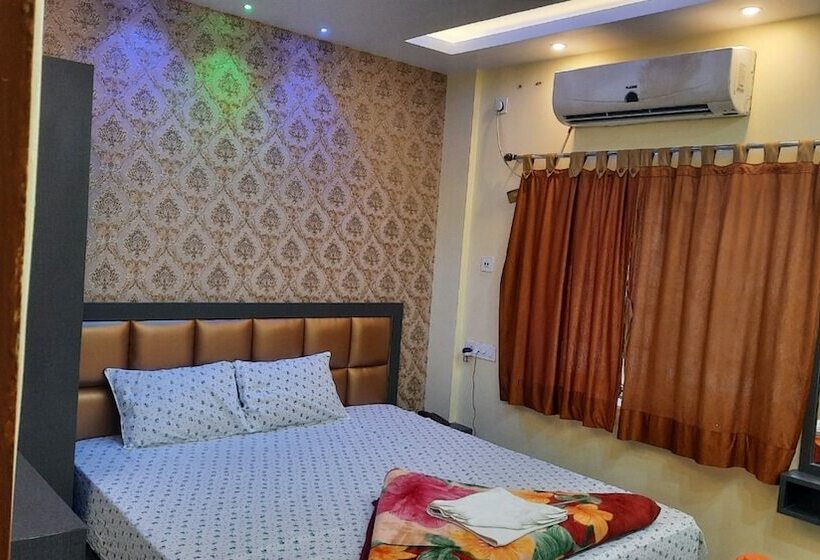 اتاق استاندارد با چشم‌انداز شهر, Goroomgo Marine Blue Swimming Pool Digha