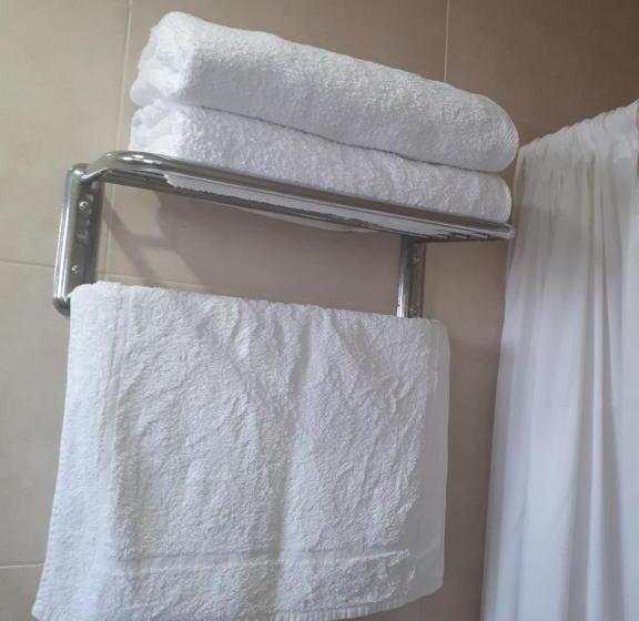 标准三人间, Hostal Margarita