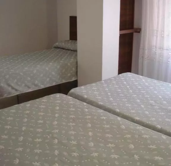 اتاق استاندارد سه نفره, Hostal Margarita