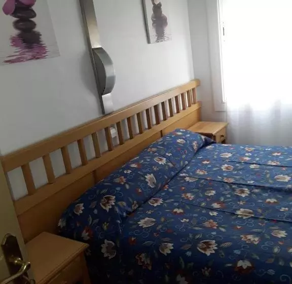 اتاق استاندارد با سرویس بهداشتی مشترک, Hostal Margarita