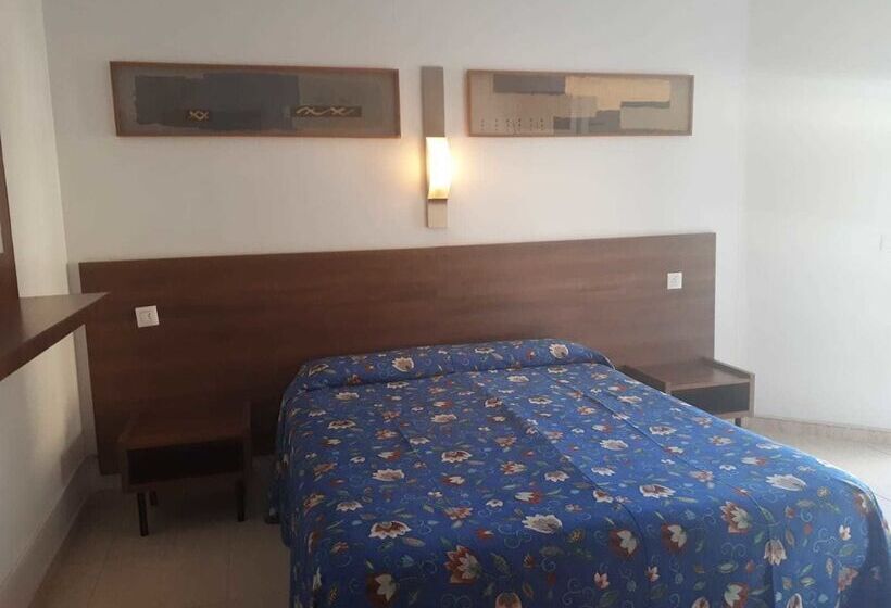 标准单人间共用浴室, Hostal Margarita