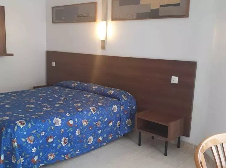 اتاق استاندارد سه نفره, Hostal Margarita