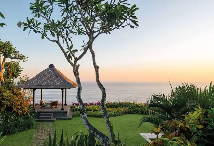 ویلای 2 خوابه با چشم‌انداز دریا, Bvlgari Resort Bali