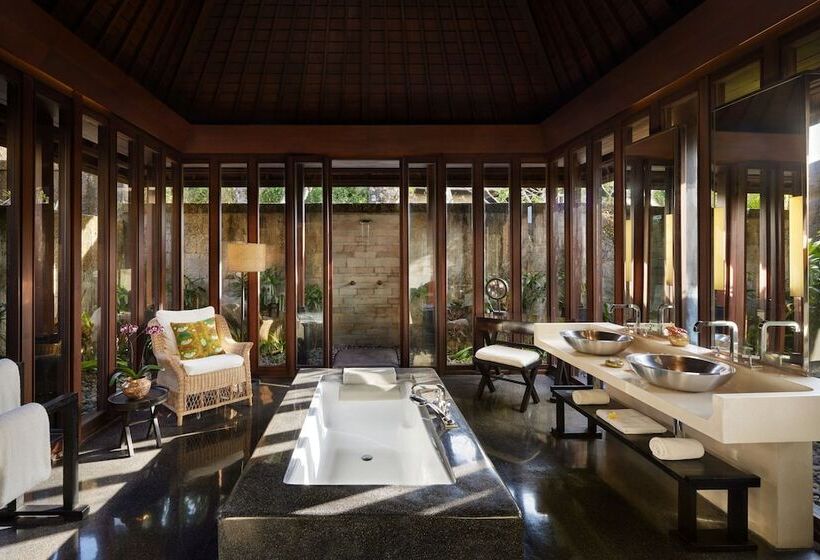 Вилла 2 Спальни Вид на Море, Bvlgari Resort Bali
