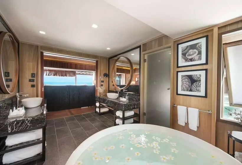 ویلای 1 خوابه, Conrad Bora Bora Nui
