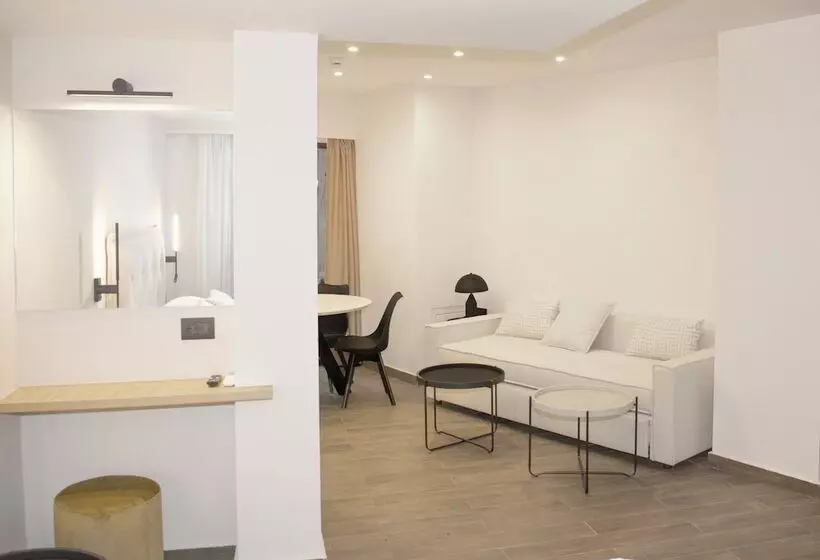 スーペリアスタジオ, Elina Hotel Apartments