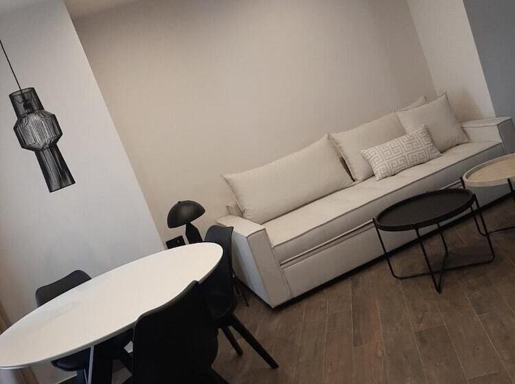 إستوديو سوبيريور, Elina Hotel Apartments