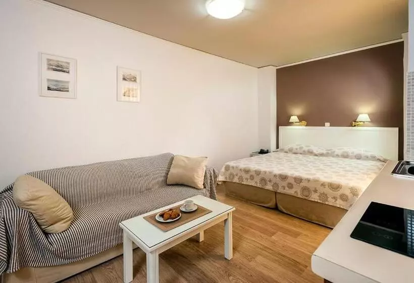 エコノミーワンルーム, Elina Hotel Apartments
