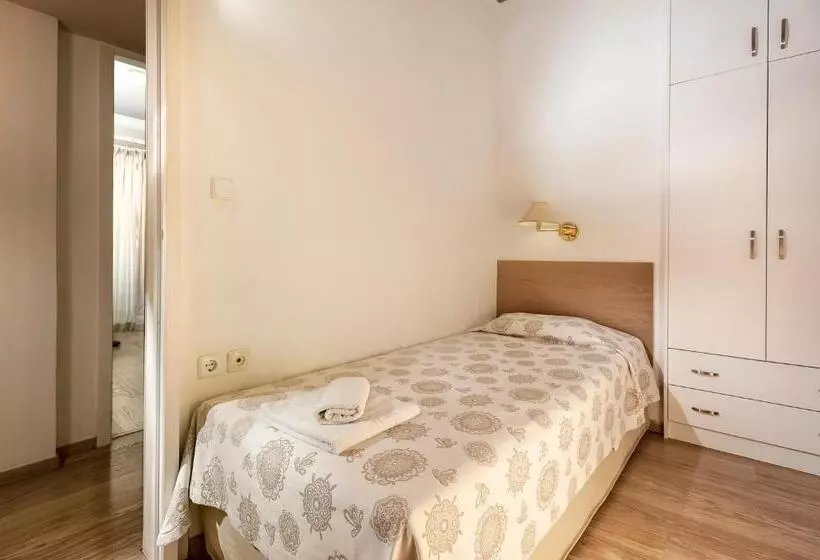 バルコニー付２ベッドルームアパートメント, Elina Hotel Apartments