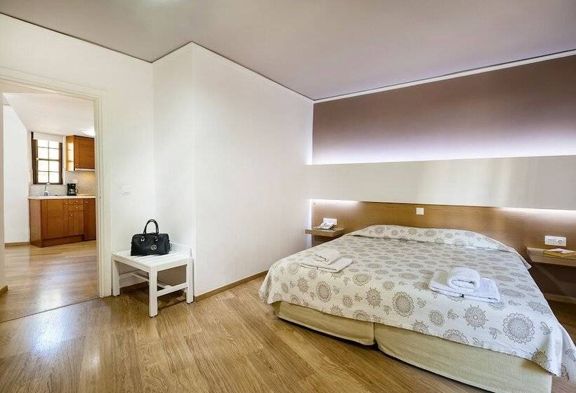 شقة غرفة نوم واحدة مزودة بشُرفة, Elina Hotel Apartments