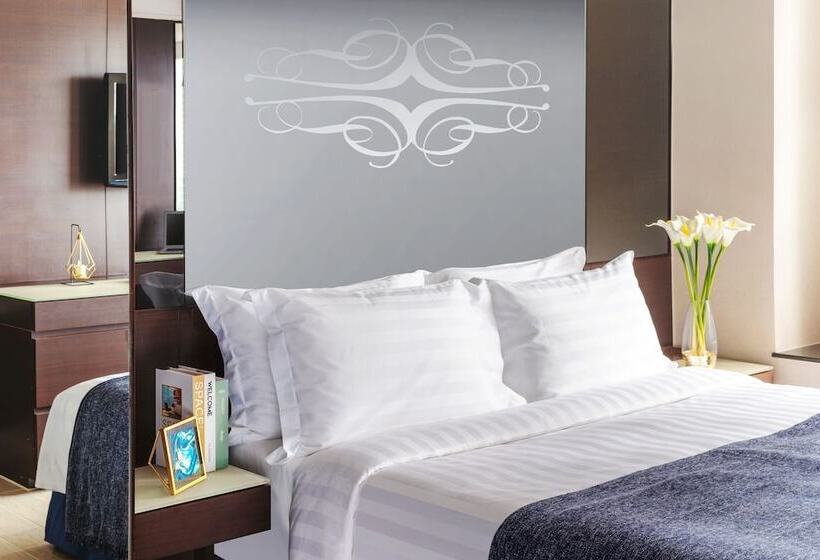 اتاق سوپریور سه تخته, Harbour Plaza 8 Degrees