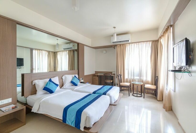 エクゼクティブルーム, Ivy Studio