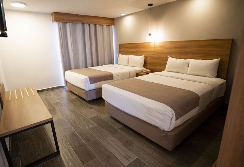 غرفة قياسية, La Posada Hotel Y Suites