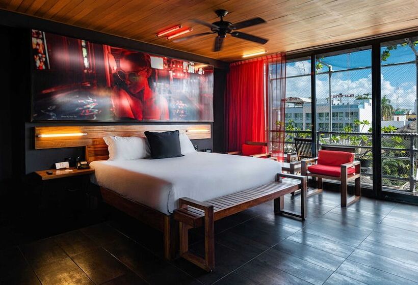 주니어 스위트, Reina Roja Hotel Boutique