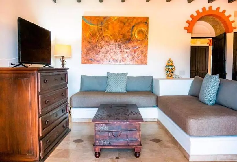 سوئیت با تخت بزرگ, Los Cabos Golf Resort, Trademark Collection by Wyndham