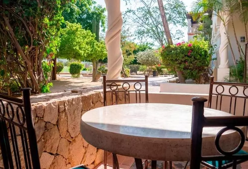 سوئیت با تخت بزرگ, Los Cabos Golf Resort, Trademark Collection by Wyndham