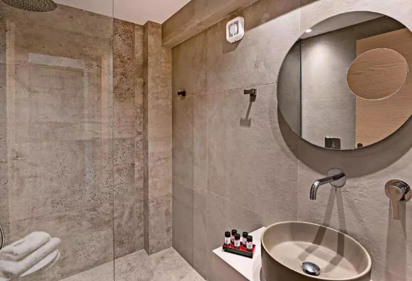 Chambre Standard, Nefeli