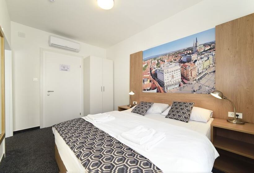 غرفة قياسية, Orient Zagreb