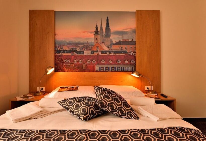 غرفة قياسية, Orient Zagreb