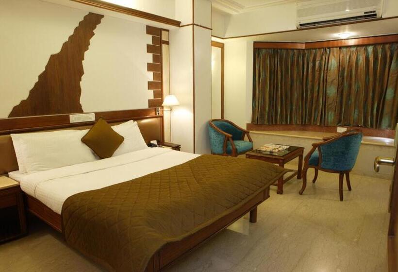 اتاق سوپریور, Regal Enclave