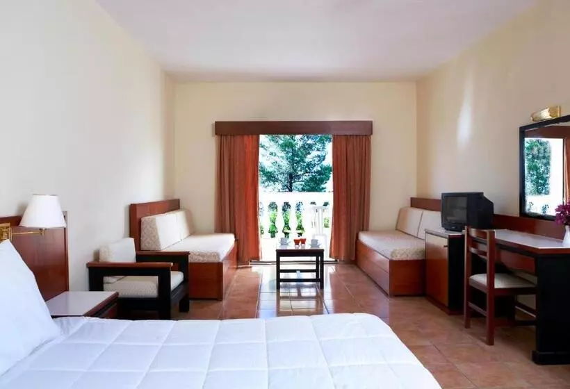 Perhebungalow Merinäkymä, Sunshine Corfu Hotel & Spa All Inclusive