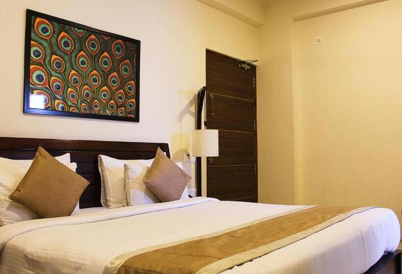 豪华房间, Tripli Hotels Shambhu Villas