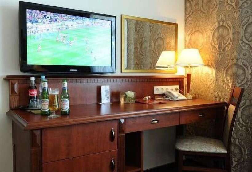 اتاق خانوادگی, Włoski Italia Boutique Old Town Poznań