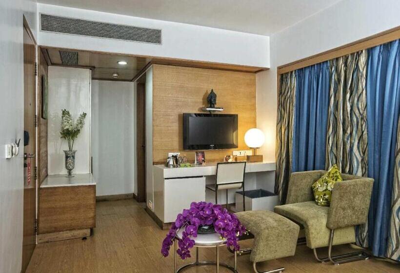 クラブルーム, Yogi Executive, Navi Mumbai