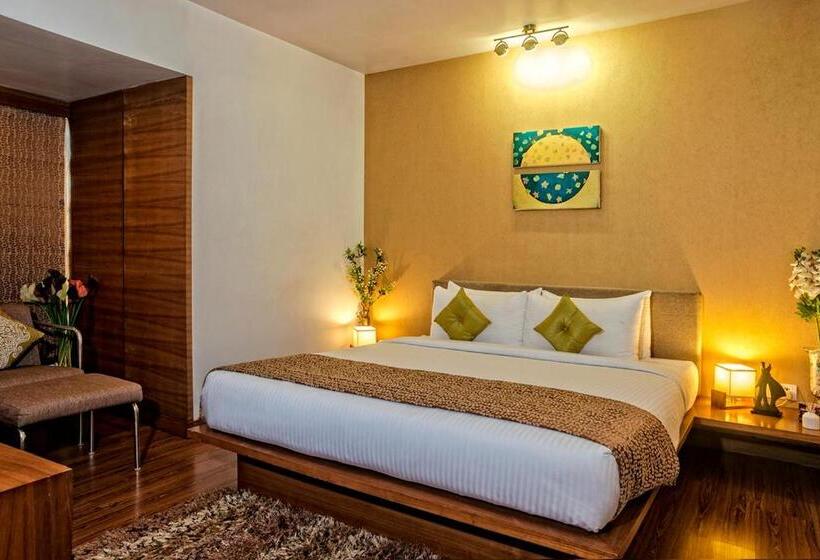 クラブルーム, Yogi Executive, Navi Mumbai