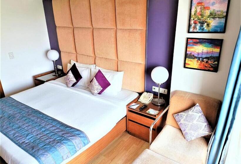 デラックスルーム, Yogi Executive, Navi Mumbai