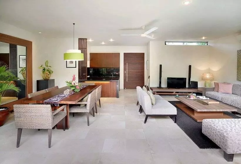ویلای یک اتاق خوابه با استخر شنا, Kanishka Villas