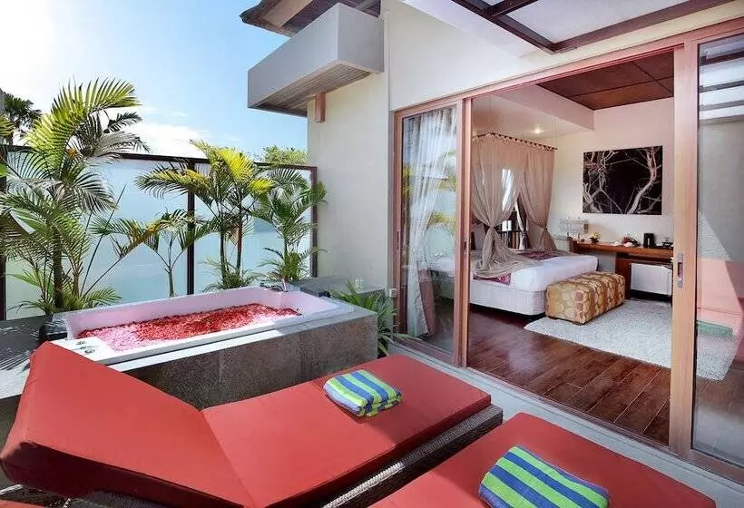 سوئیت با وان آب گرم, Kanishka Villas