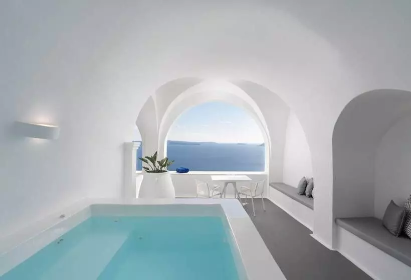 سوئیت با وان آب گرم, Katikies Villa Santorini The Leading Hotels Of The World