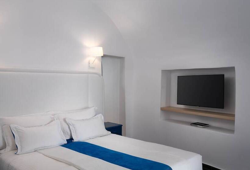 Люкс с гидромассажем, Katikies Villa Santorini   The Leading Hotels Of The World