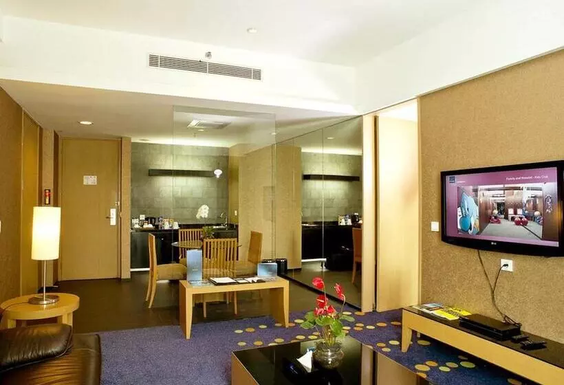 سوییت جونیور, Novotel Bandung